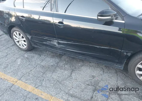 2013 Volkswagen Jetta 2.5L Se z USA, uszkodzony, nr VIN 3VWDP7AJ7DM425969